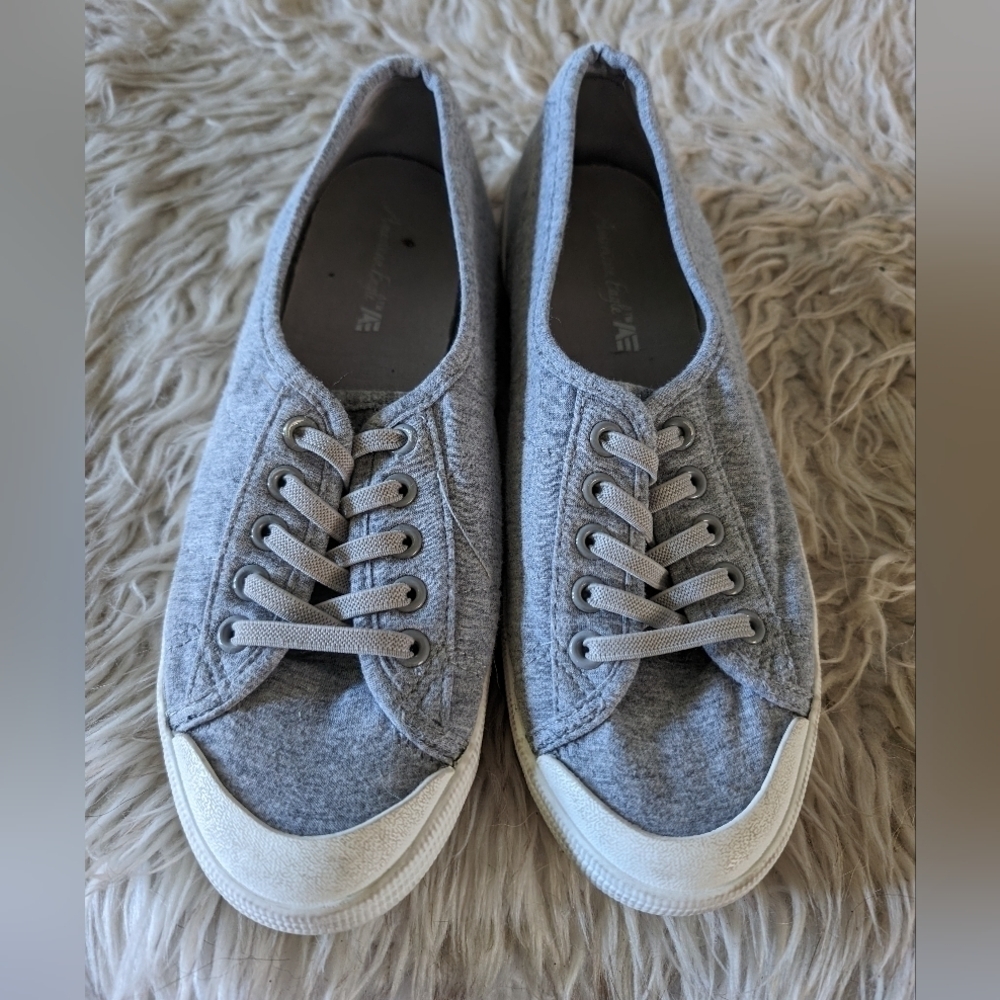 American Eagle Slip on Gray Shoes womens sz 8.5‎